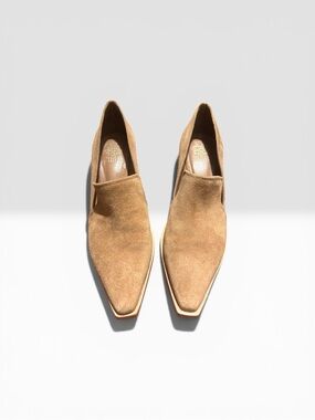 Vince Camuto- Size 8
Women's Wevenly Pointed Pumps Heel